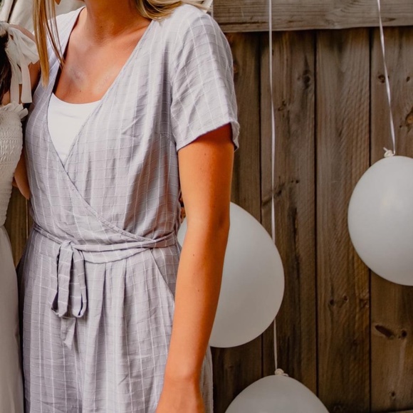 Grid Tie Waist Culotte Jumpsuit - Picture 2 of 3